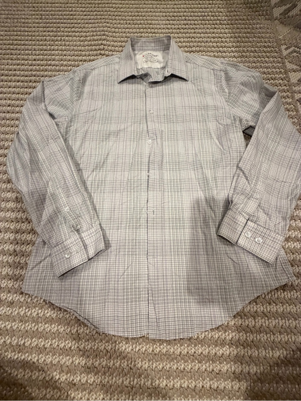 Calvin Klein Men's Long-Sleeve Plaid Shirt - Light Gray